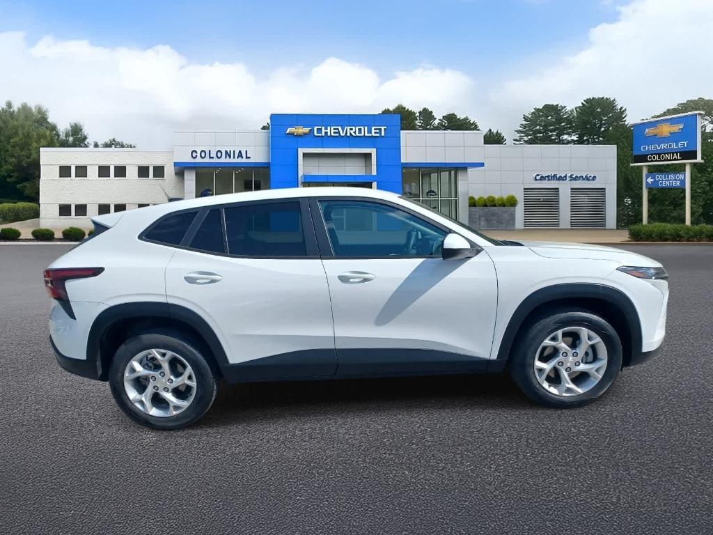 used 2024 Chevrolet Trax car, priced at $21,359