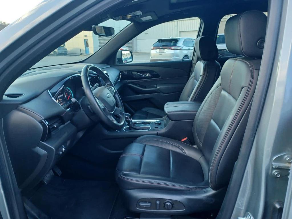 used 2023 Chevrolet Traverse car, priced at $36,230