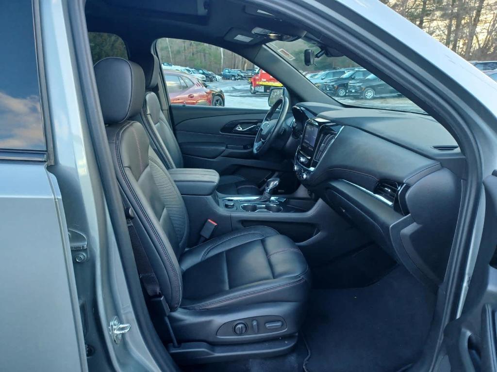 used 2023 Chevrolet Traverse car, priced at $36,230