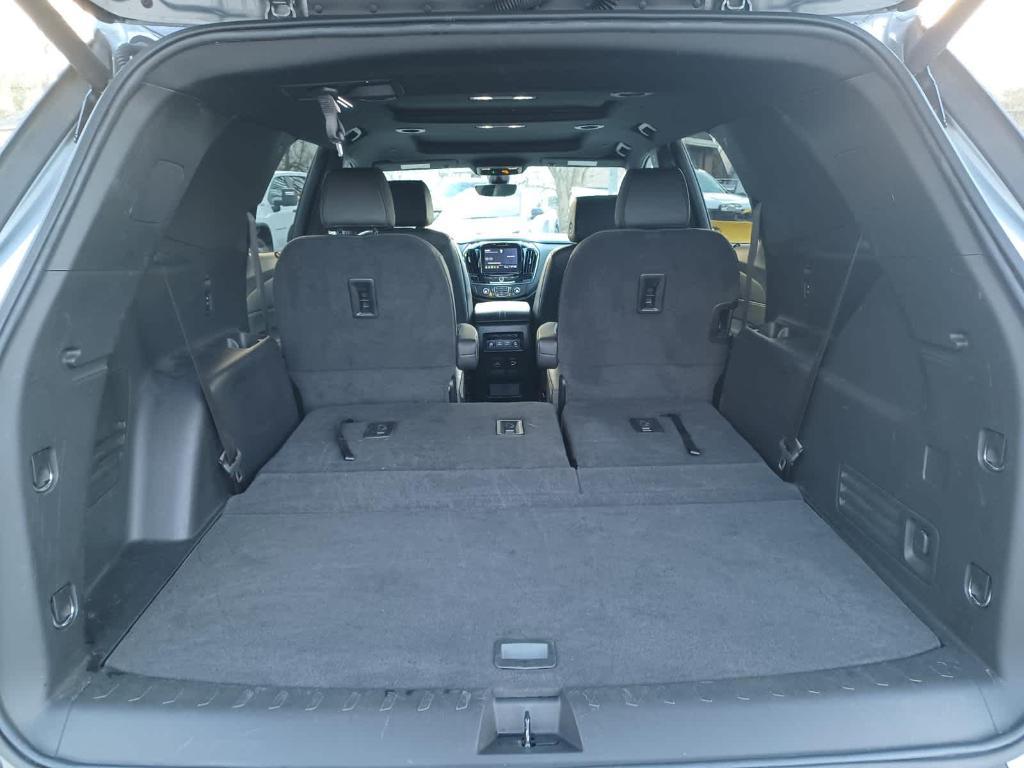 used 2023 Chevrolet Traverse car, priced at $36,230