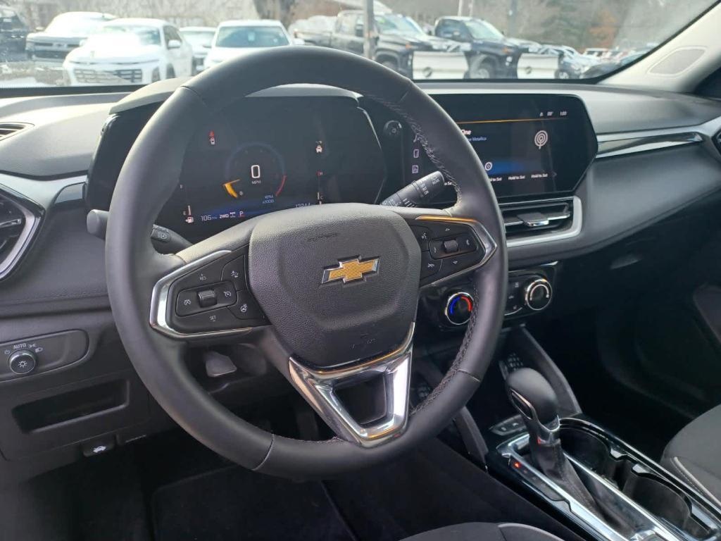 used 2025 Chevrolet TrailBlazer car, priced at $24,995