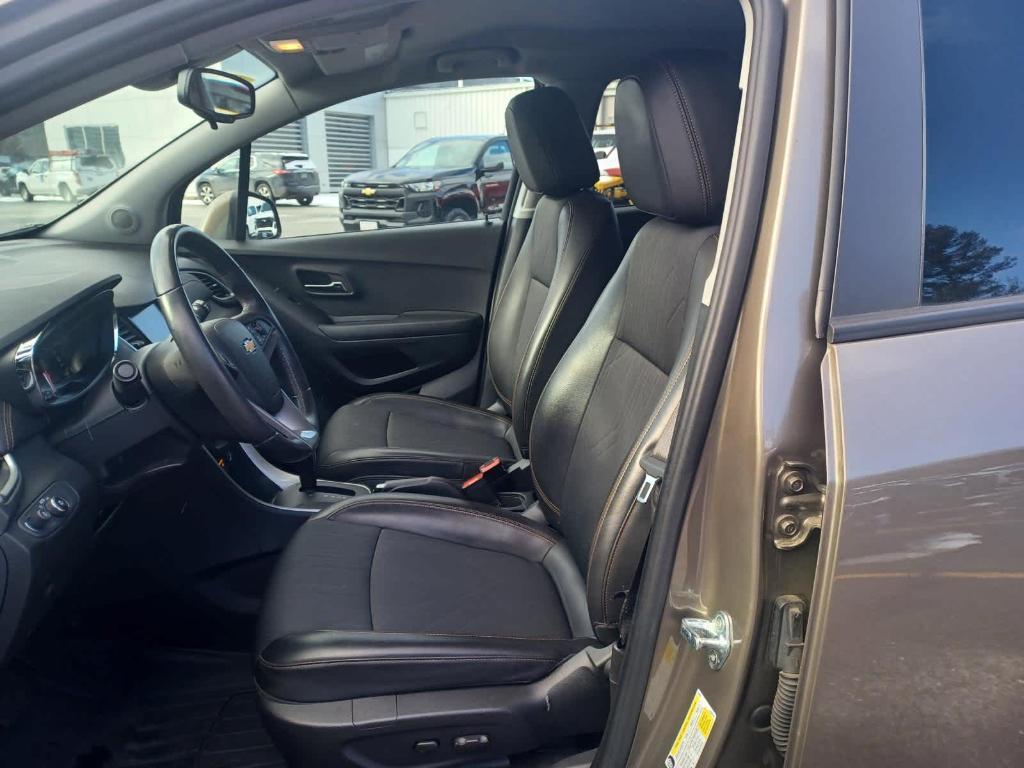 used 2022 Chevrolet Trax car, priced at $17,926