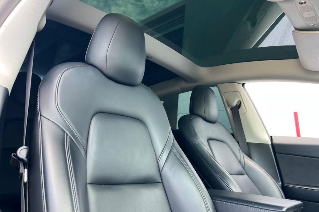 used 2022 Tesla Model 3 car, priced at $21,328