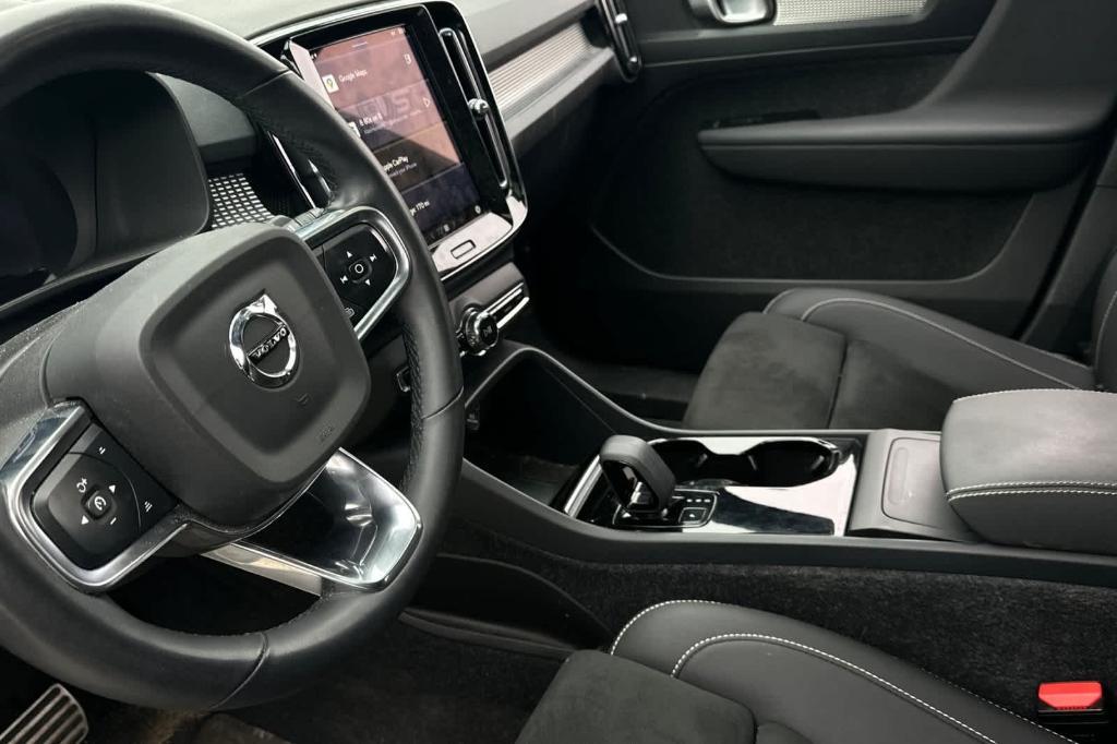 used 2022 Volvo XC40 Recharge Pure Electric car, priced at $28,514
