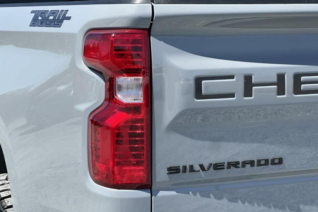 used 2025 Chevrolet Silverado 1500 car, priced at $43,671