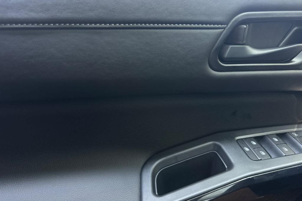 new 2025 Nissan Pathfinder car, priced at $38,645