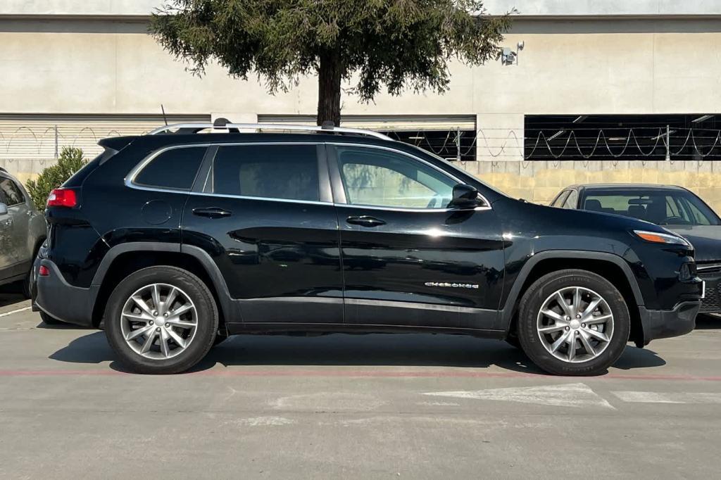 used 2018 Jeep Cherokee car, priced at $16,315