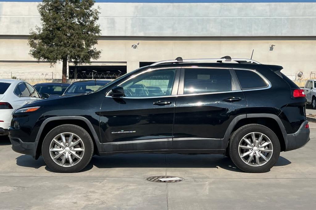 used 2018 Jeep Cherokee car, priced at $16,315