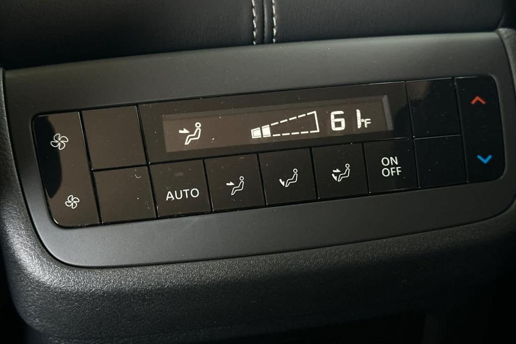 new 2025 Nissan Pathfinder car, priced at $45,890