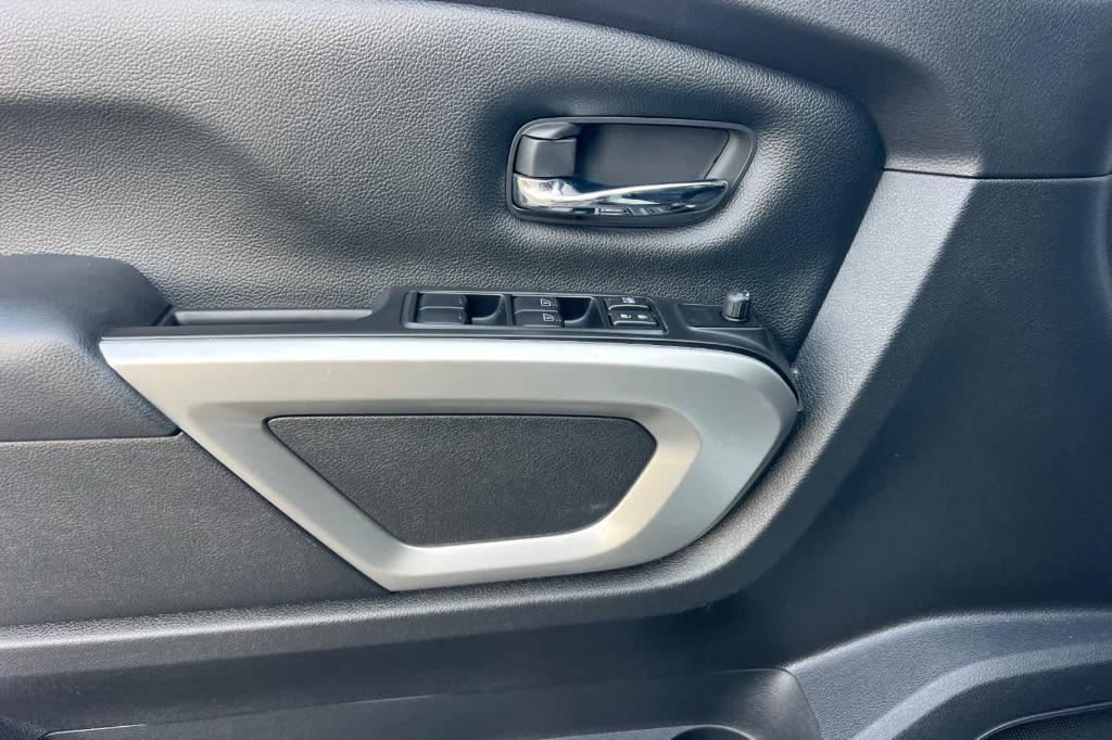 used 2023 Nissan Titan car, priced at $31,530