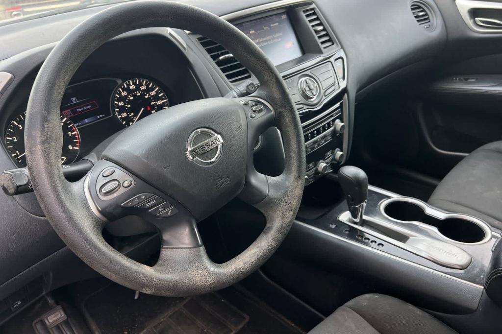 used 2020 Nissan Pathfinder car, priced at $12,158