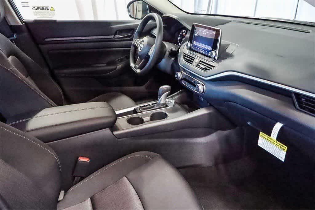 new 2025 Nissan Altima car, priced at $25,579