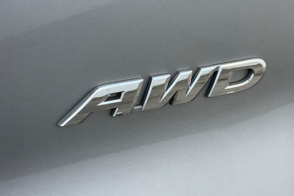 used 2021 Honda Pilot car, priced at $25,409