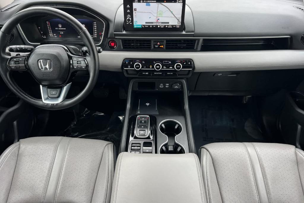 used 2024 Honda Pilot car, priced at $43,147