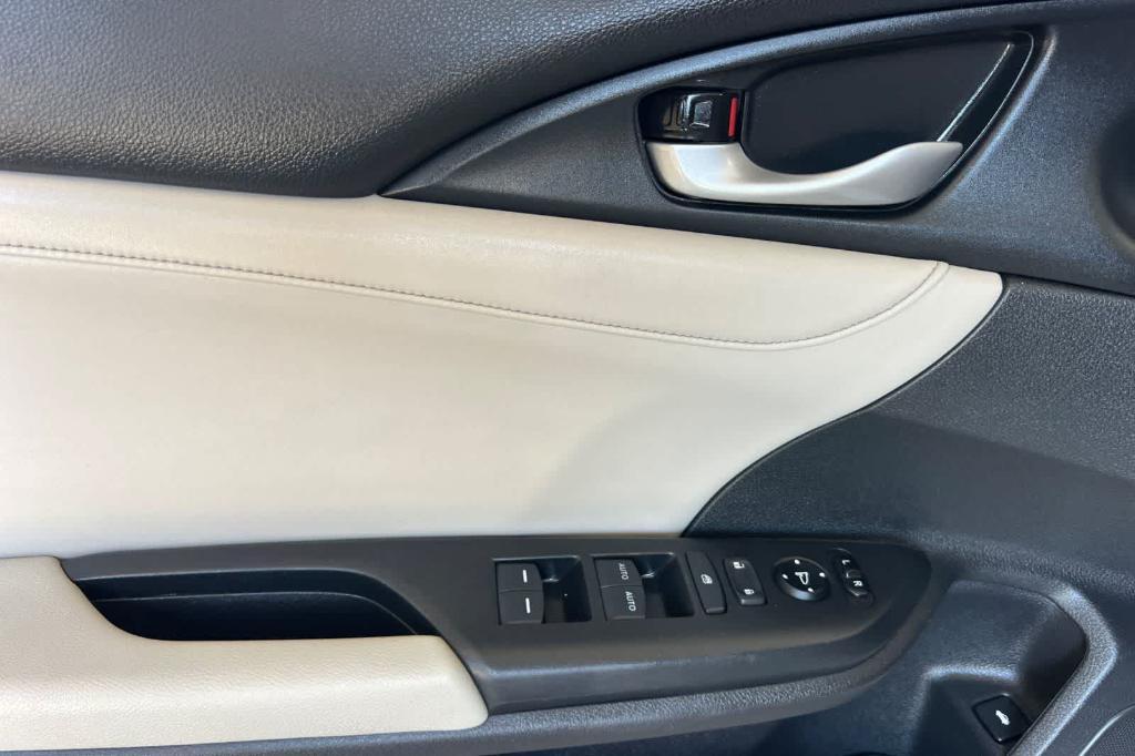 used 2022 Honda Insight car, priced at $13,799