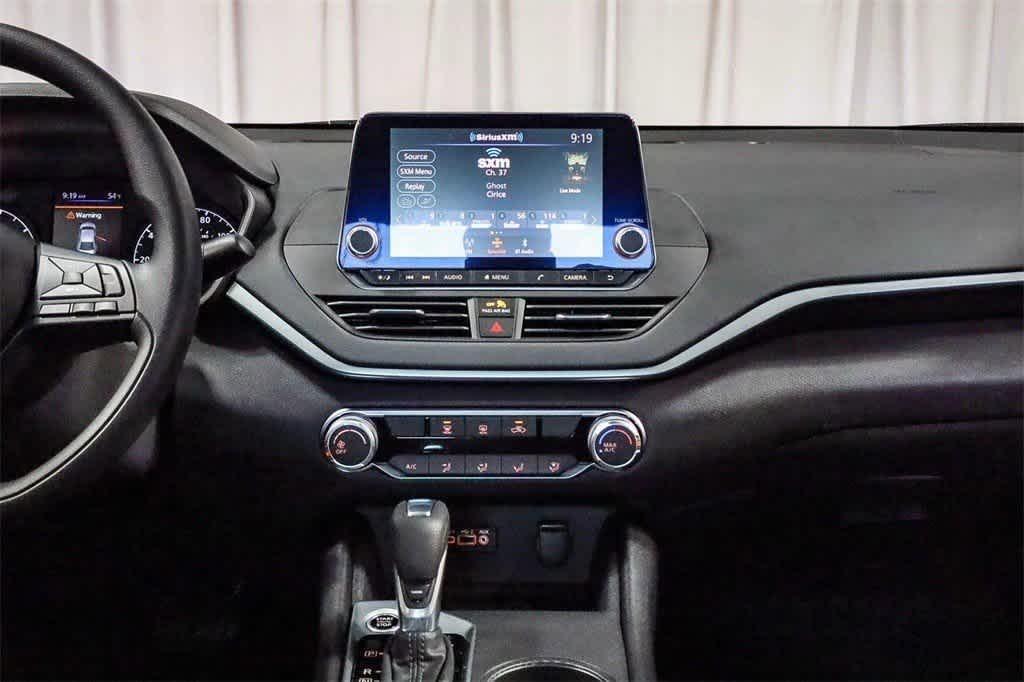 new 2025 Nissan Altima car, priced at $25,579