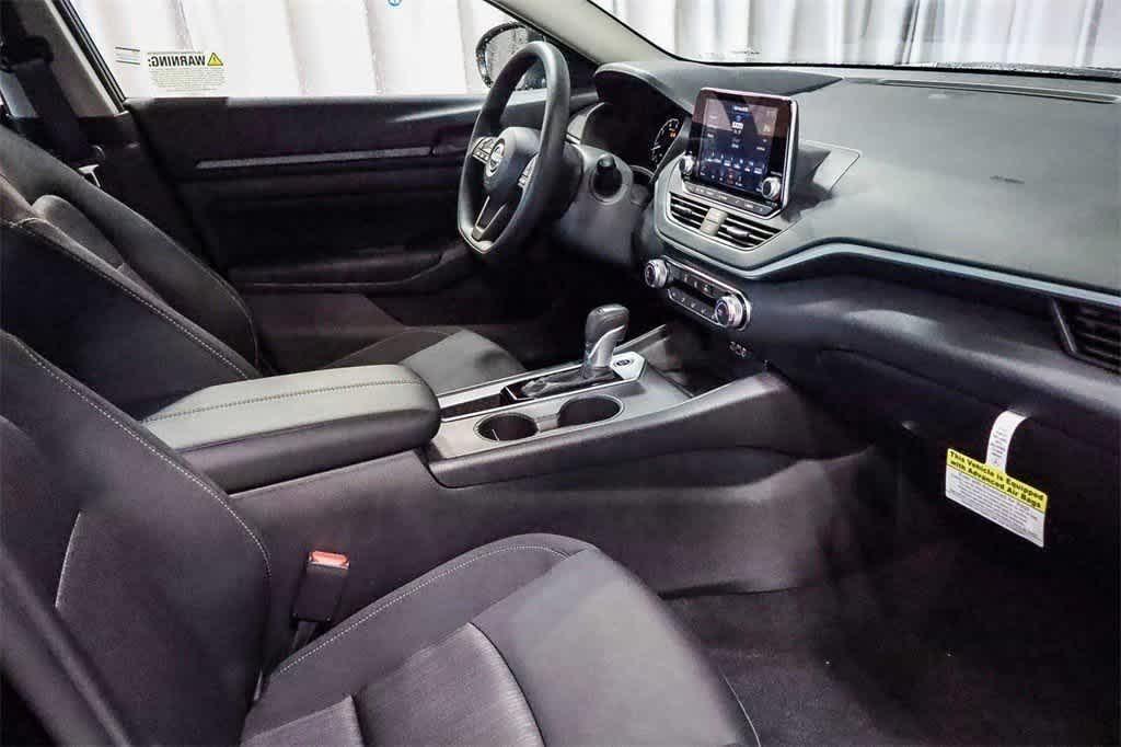 new 2025 Nissan Altima car, priced at $25,579