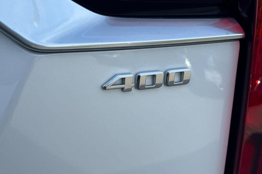 used 2025 Cadillac XT6 car, priced at $43,730