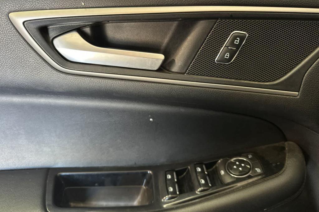 used 2018 Ford Edge car, priced at $12,397