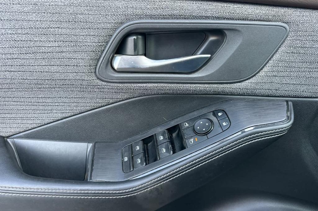 used 2023 Nissan Rogue car, priced at $20,906