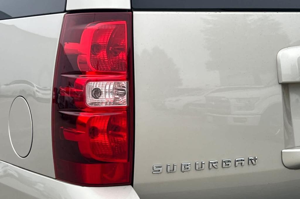 used 2013 Chevrolet Suburban car, priced at $12,231