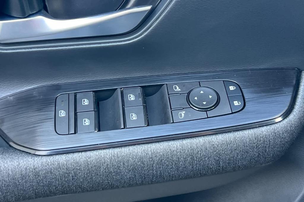 new 2026 Nissan Kicks car, priced at $26,226