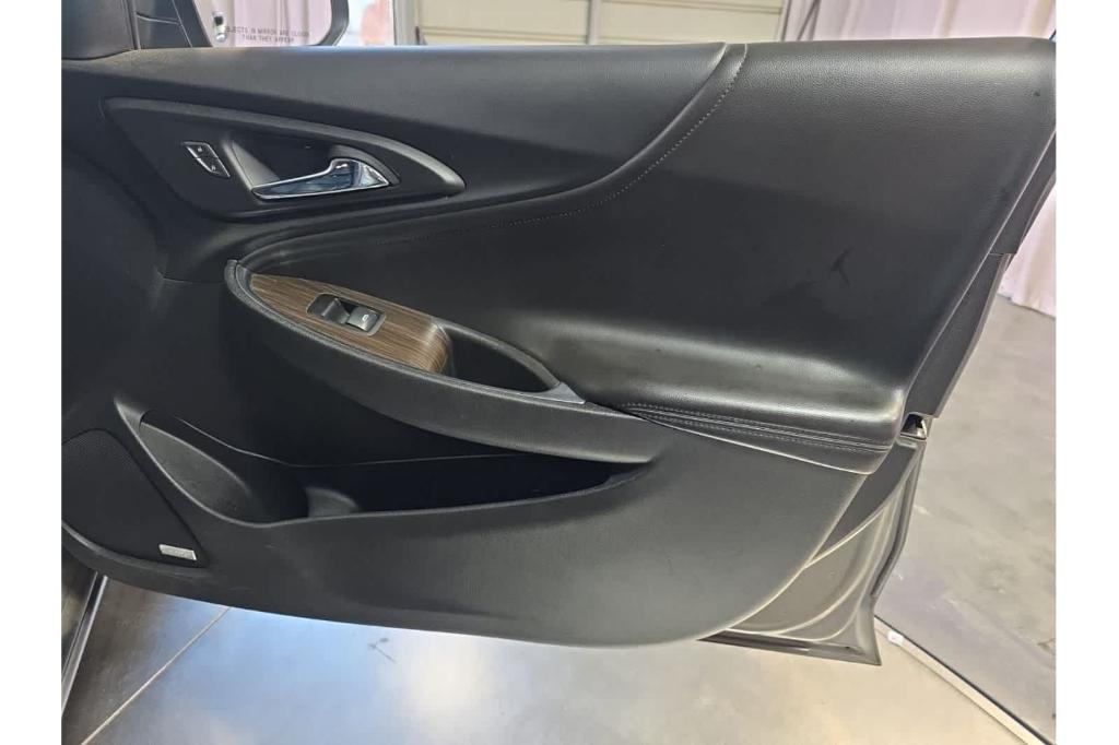 used 2017 Chevrolet Malibu car, priced at $9,513