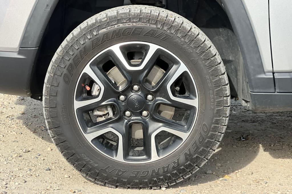 used 2020 Jeep Compass car, priced at $15,521