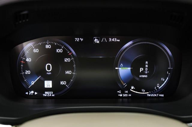 used 2021 Volvo XC60 Recharge Plug-In Hybrid car, priced at $20,996