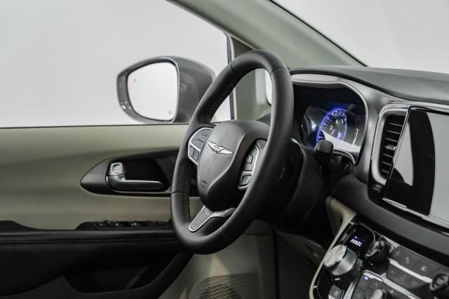 used 2022 Chrysler Pacifica car, priced at $25,996