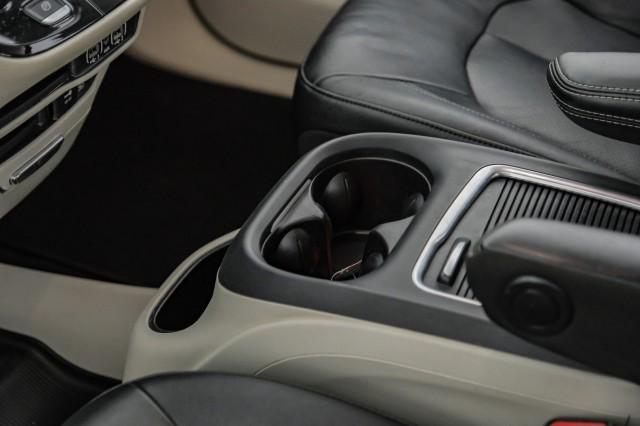 used 2022 Chrysler Pacifica car, priced at $25,996