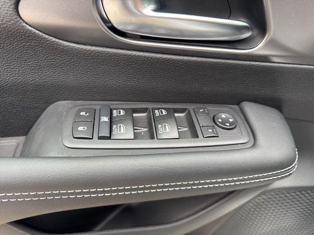 new 2026 Chrysler Pacifica car, priced at $39,196