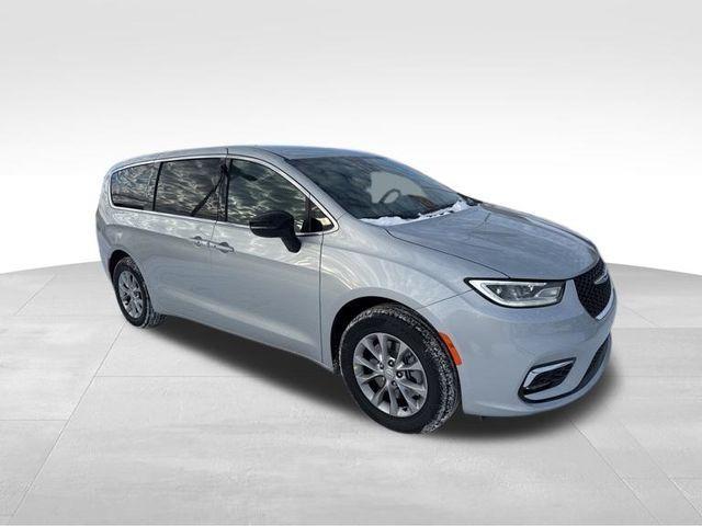 new 2026 Chrysler Pacifica car, priced at $39,627