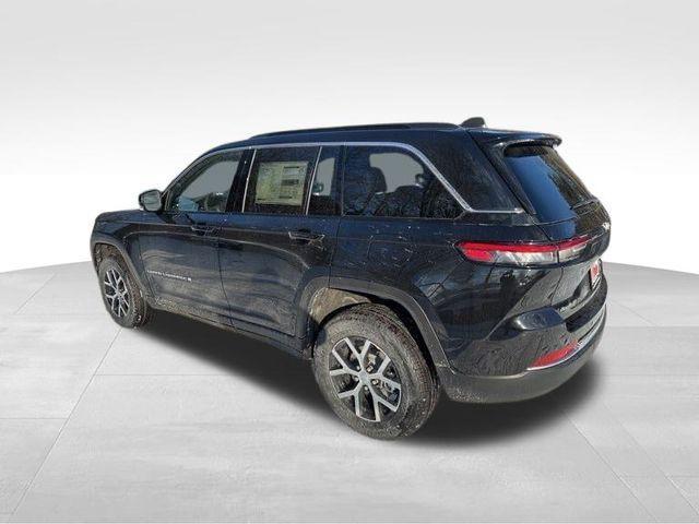 new 2025 Jeep Grand Cherokee car, priced at $44,915