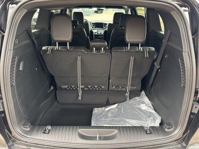 new 2026 Chrysler Pacifica car, priced at $37,704