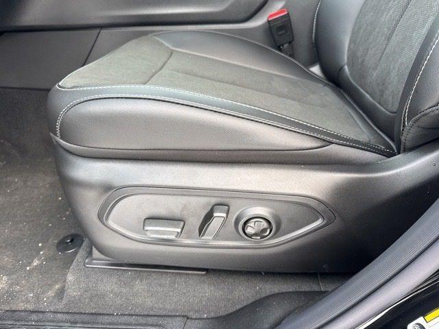 new 2026 Jeep Grand Cherokee car, priced at $45,766