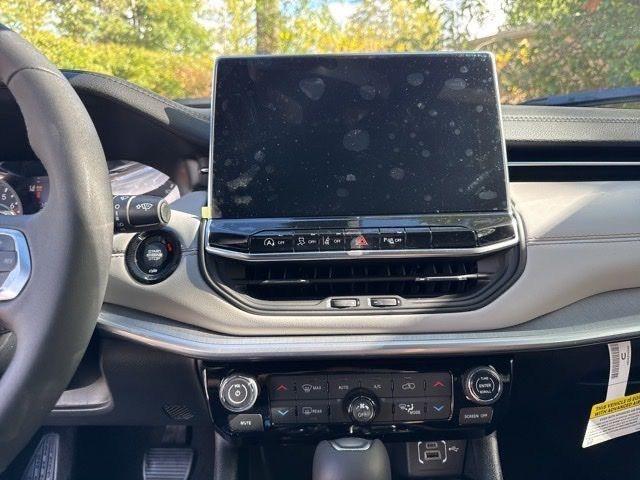 new 2026 Jeep Compass car, priced at $27,468