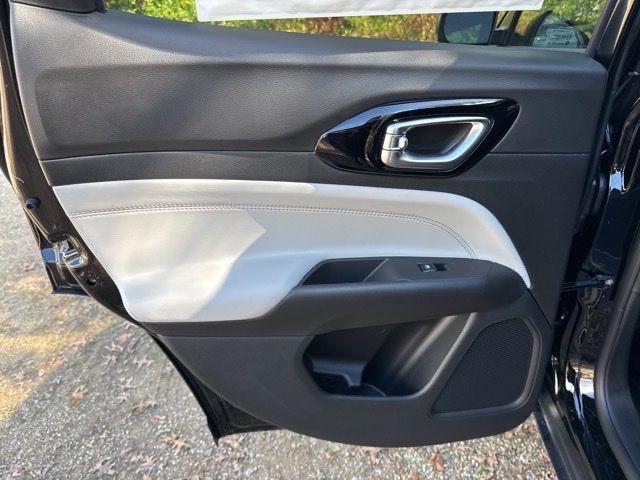 new 2026 Jeep Compass car, priced at $27,468