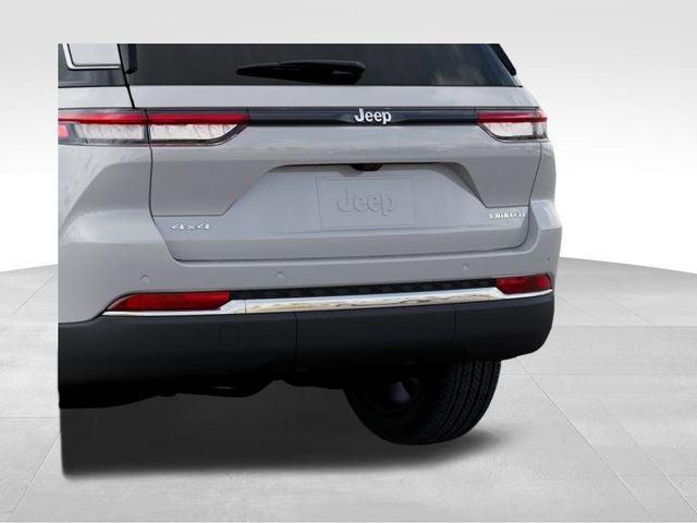 new 2026 Jeep Grand Cherokee car, priced at $41,545