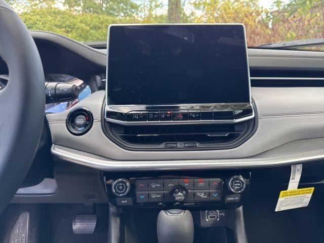 new 2026 Jeep Compass car, priced at $26,938