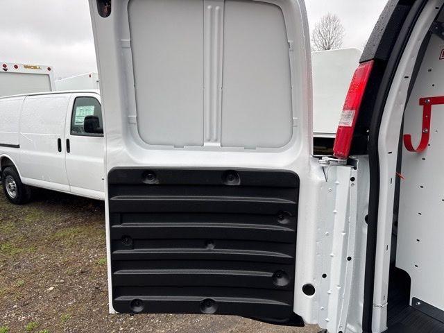 new 2026 GMC Savana 3500 car, priced at $53,080