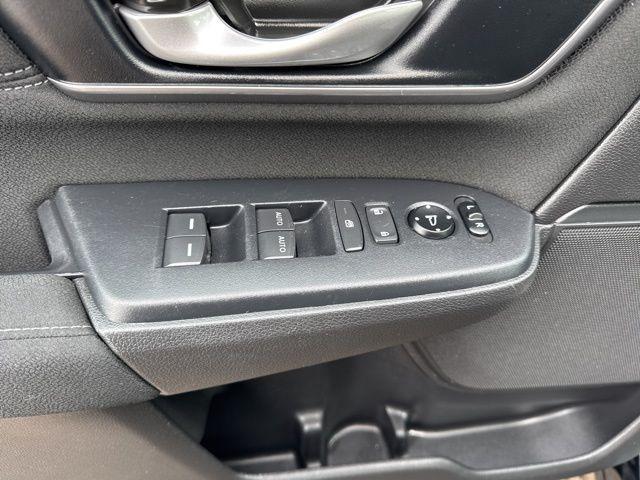 used 2021 Honda CR-V car, priced at $25,995