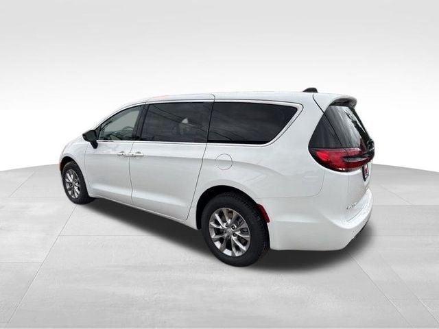 new 2026 Chrysler Pacifica car, priced at $37,196