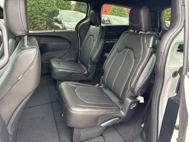 new 2026 Chrysler Pacifica car, priced at $39,196