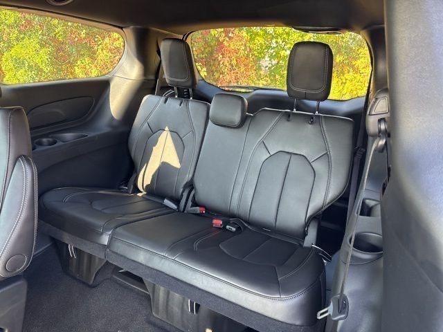 new 2026 Chrysler Pacifica car, priced at $39,196