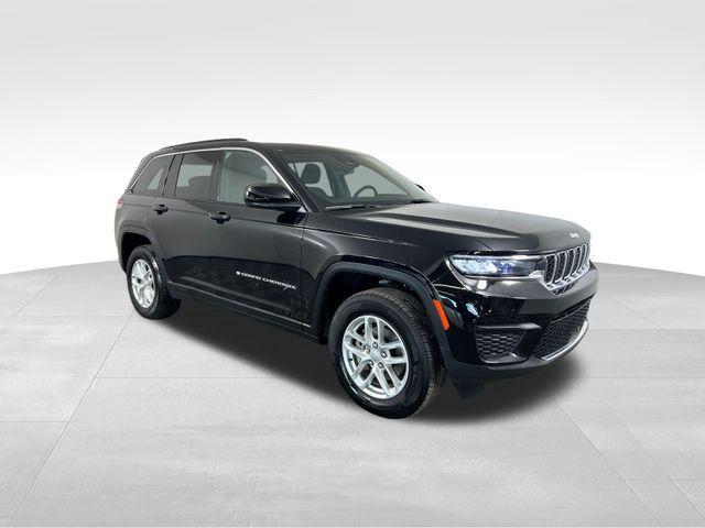 used 2025 Jeep Grand Cherokee car, priced at $33,455