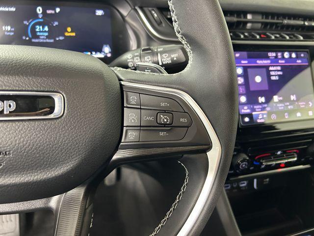 used 2025 Jeep Grand Cherokee car, priced at $33,455