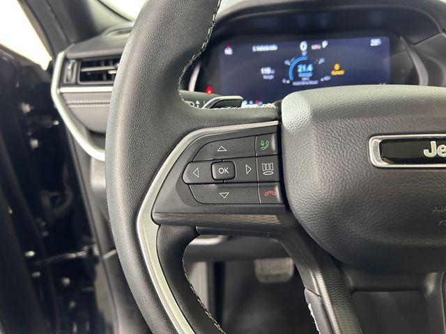 used 2025 Jeep Grand Cherokee car, priced at $33,455