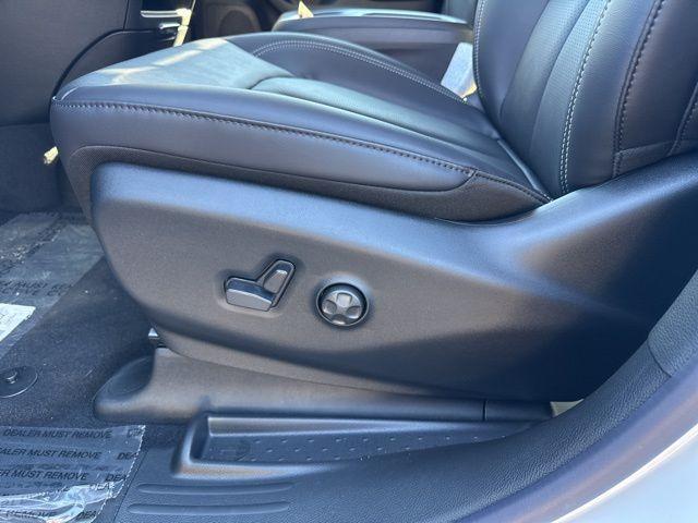 new 2026 Chrysler Pacifica car, priced at $37,704