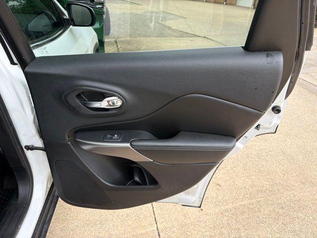used 2019 Jeep Cherokee car, priced at $16,443